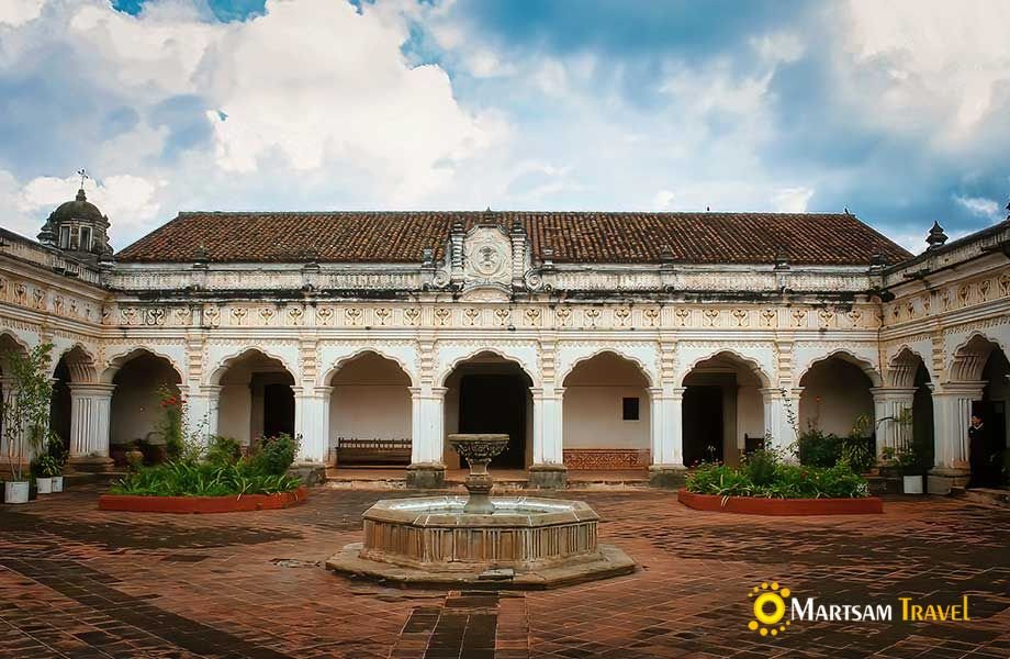 Museo de La Universidad – Antigua Guatemala